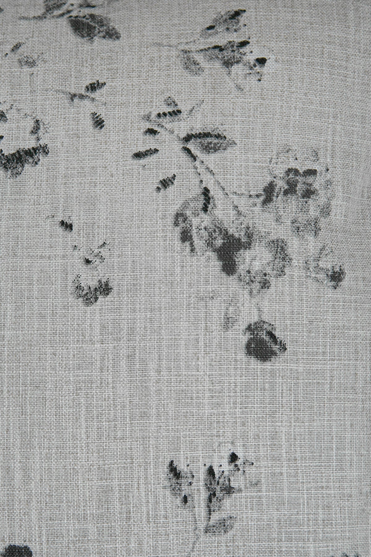Duck Çiçekli Kırlent Kılıfı Gri 40x40