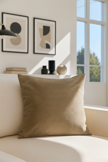 Düz Kadife Kırlent Kılıfı Toprak 50x50