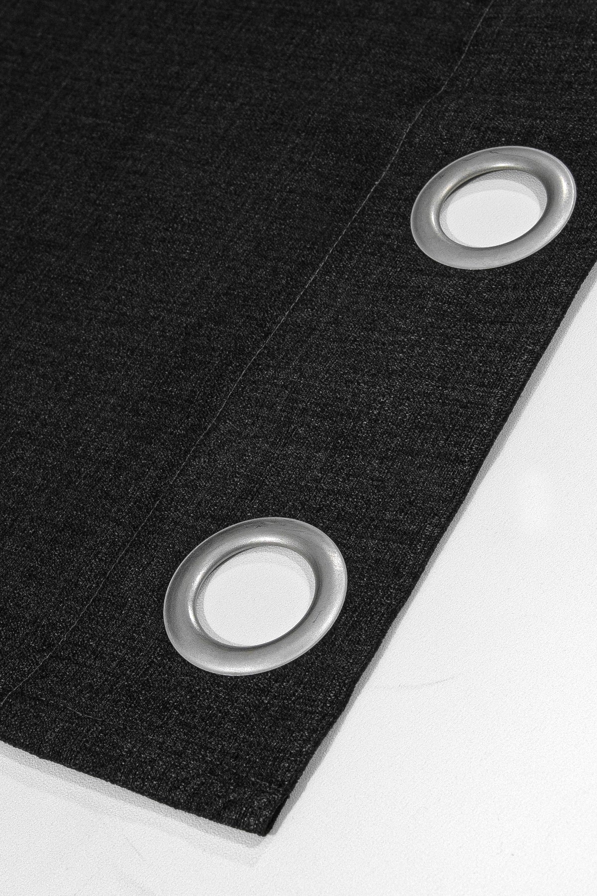 Osaka Halkalı Fon Perde Siyah 140x260