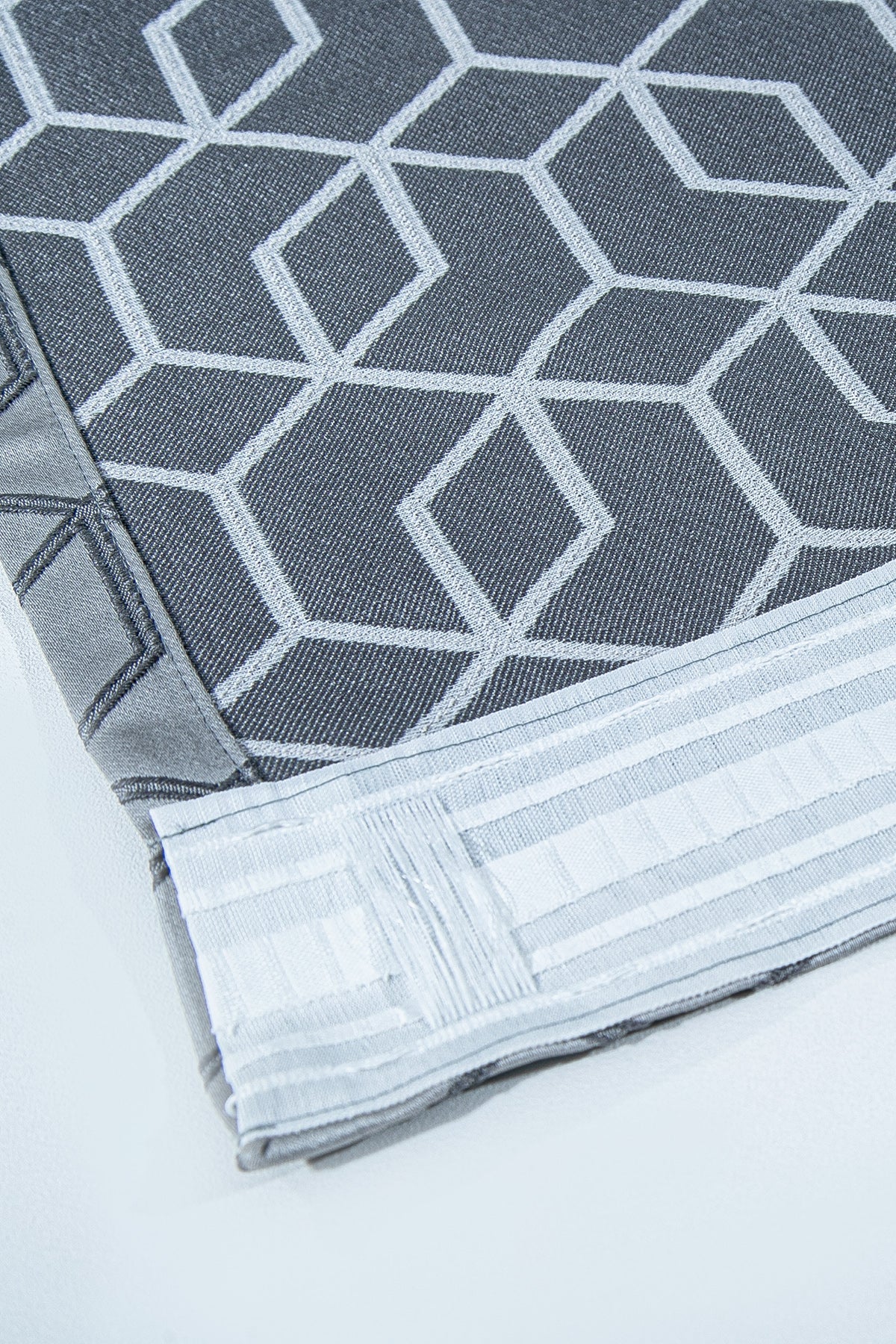 Salvino Fon Perde Taş 140x260